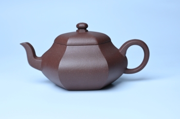 美壶定制紫砂壶 紫砂壶特惠 朱老师全手工六方君德壶 茶人醉爱 原矿紫泥 - 紫砂壶信息网