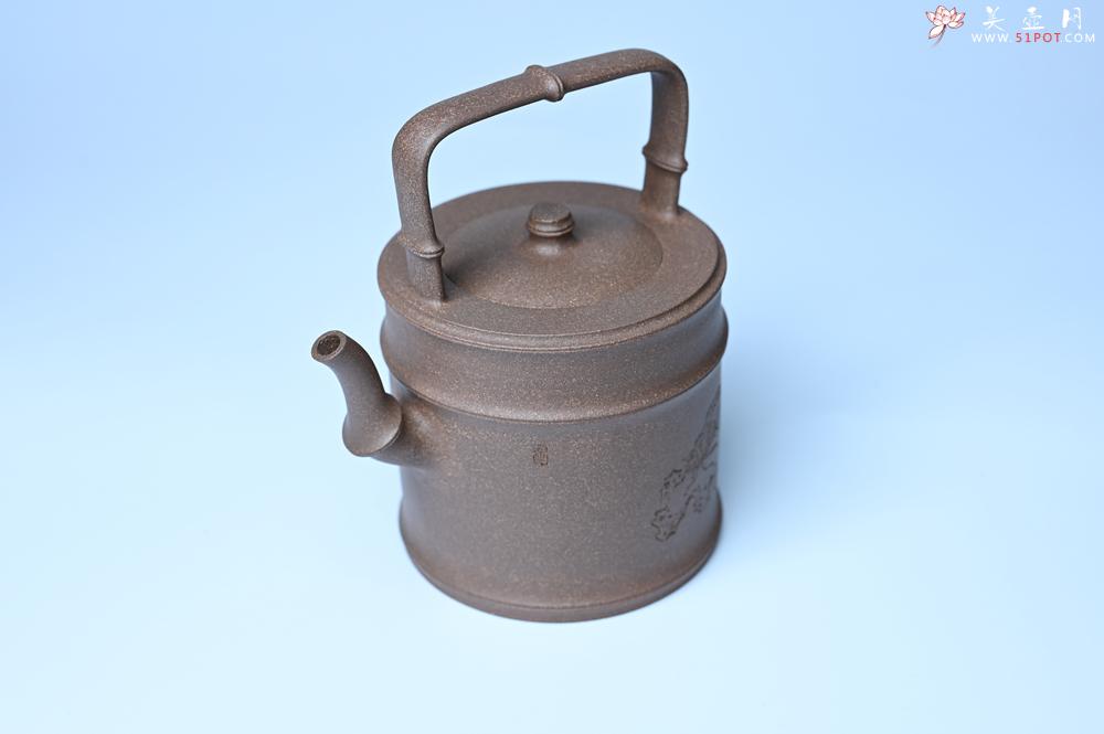 紫砂壶图片：紫砂壶特惠 特好老段泥 精工知（知了）足（竹子）提梁 挺拔秀雅 - 紫砂壶信息网