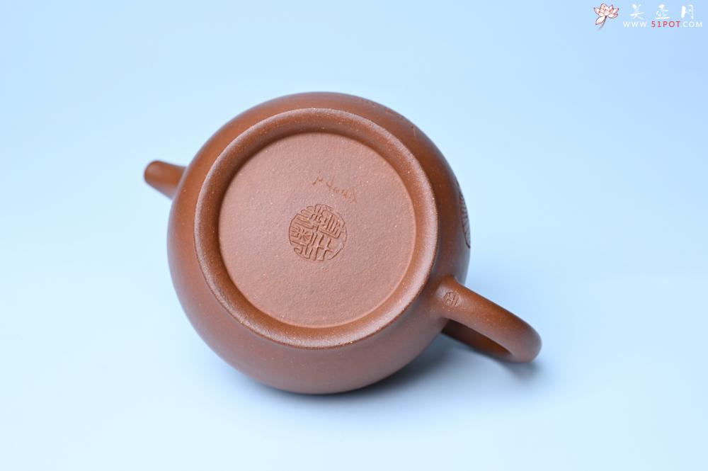 紫砂壶图片：紫砂壶特惠 王老师 全手工红降坡泥潘壶 国助工 易轩 范小君徒杨志老师刻绘 装饰小富贵特文气 - 紫砂壶信息网