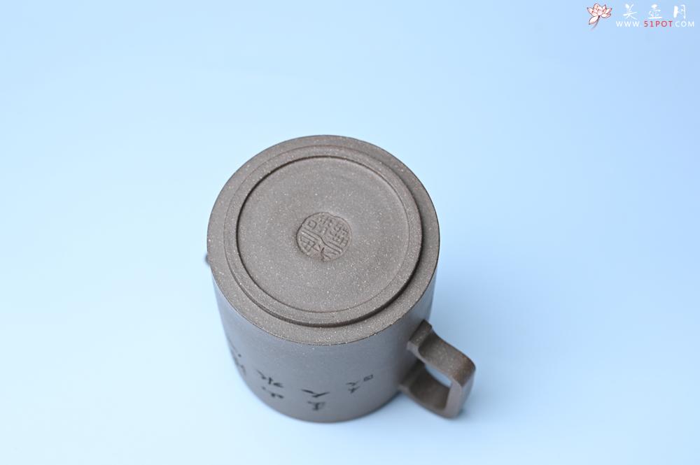 紫砂壶图片：紫砂壶特惠 蠡墅大水潭深井老天青泥 精致圆础壶 装饰山水 茶人醉爱 - 紫砂壶信息网